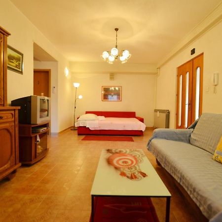 Miro Apartments Kanfanar Ngoại thất bức ảnh